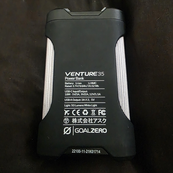 Goal Zero Venture 35 Power Bank - Picture 5 of 5